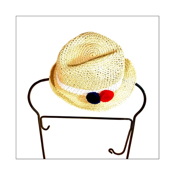 NWT Kooba Straw Fedora with White Band & Pom Poms - Picture 7 of 8